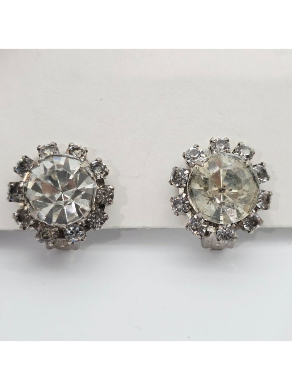 Vintage Crystal Rhinestone Clip-On Earrings Floral Starburst Design Silver-Tone